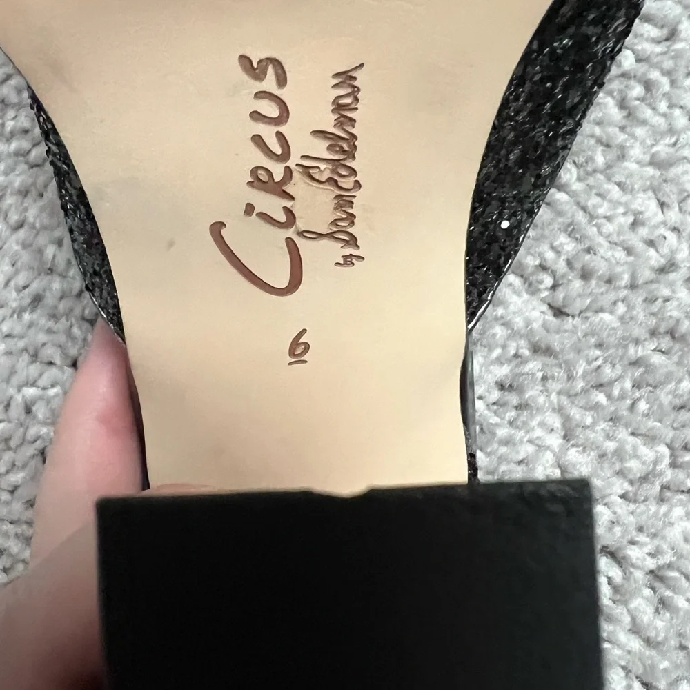 EUC Sam Edelman Black Pom-Pom Sequin Heels - Picture 10 of 10